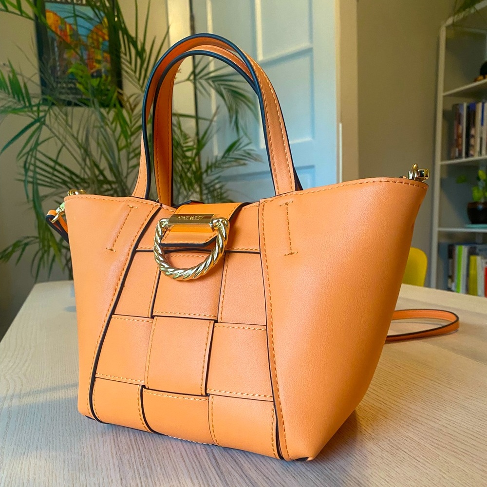 New Nine West Apricot Purse with Gold Hardware Detachable Strap